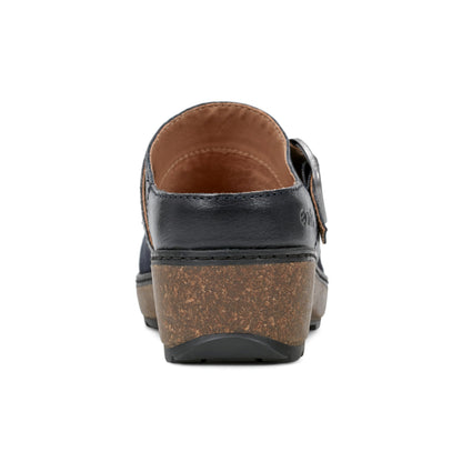 Kulla Slip-on Round Toe Casual Clogs